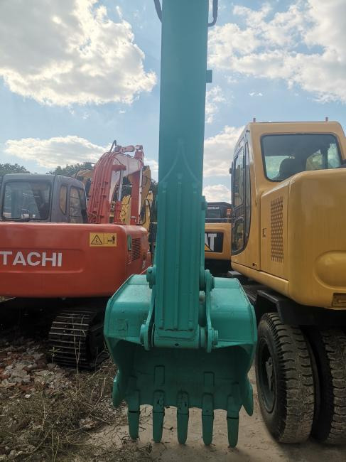Kobelco SK140 - Гусеничный экскаватор: фото 2 Kobelco SK140 - Гусеничный экскаватор: фото 2