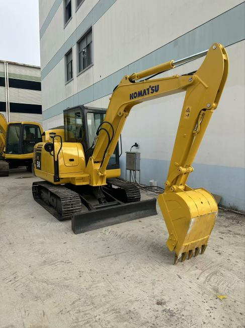Komatsu PC56 - Мини-экскаватор: фото 1 Komatsu PC56 - Мини-экскаватор: фото 1