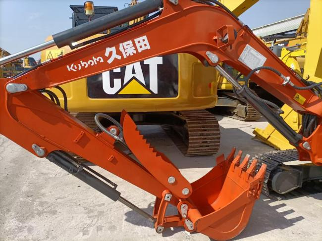 Kubota u55-4 - Мини-экскаватор: фото 3 Kubota u55-4 - Мини-экскаватор: фото 3