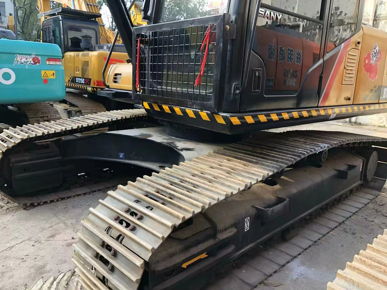 Sany 215C - Гусеничный экскаватор: фото 5 Sany 215C - Гусеничный экскаватор: фото 5