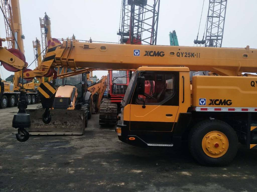 XCMG QAY25 - Кран: фото 1 XCMG QAY25 - Кран: фото 1