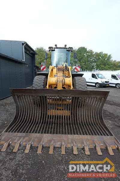 Liebherr L556 Like new!! Airco, quick coupler, skeleton bucket with teeths - Погрузчик: фото 4 Liebherr L556 Like new!! Airco, quick coupler, skeleton bucket with teeths - Погрузчик: фото 4