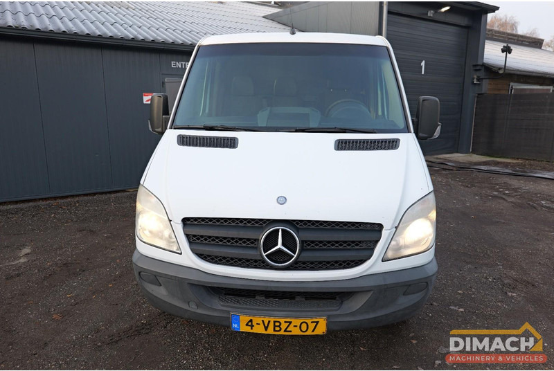 Mercedes-Benz 906 KA 35 Sprinter 313 - Euro 4 - L2H2 - trekhaak - airco - NL auto - Цельнометаллический фургон: фото 3 Mercedes-Benz 906 KA 35 Sprinter 313 - Euro 4 - L2H2 - trekhaak - airco - NL auto - Цельнометаллический фургон: фото 3