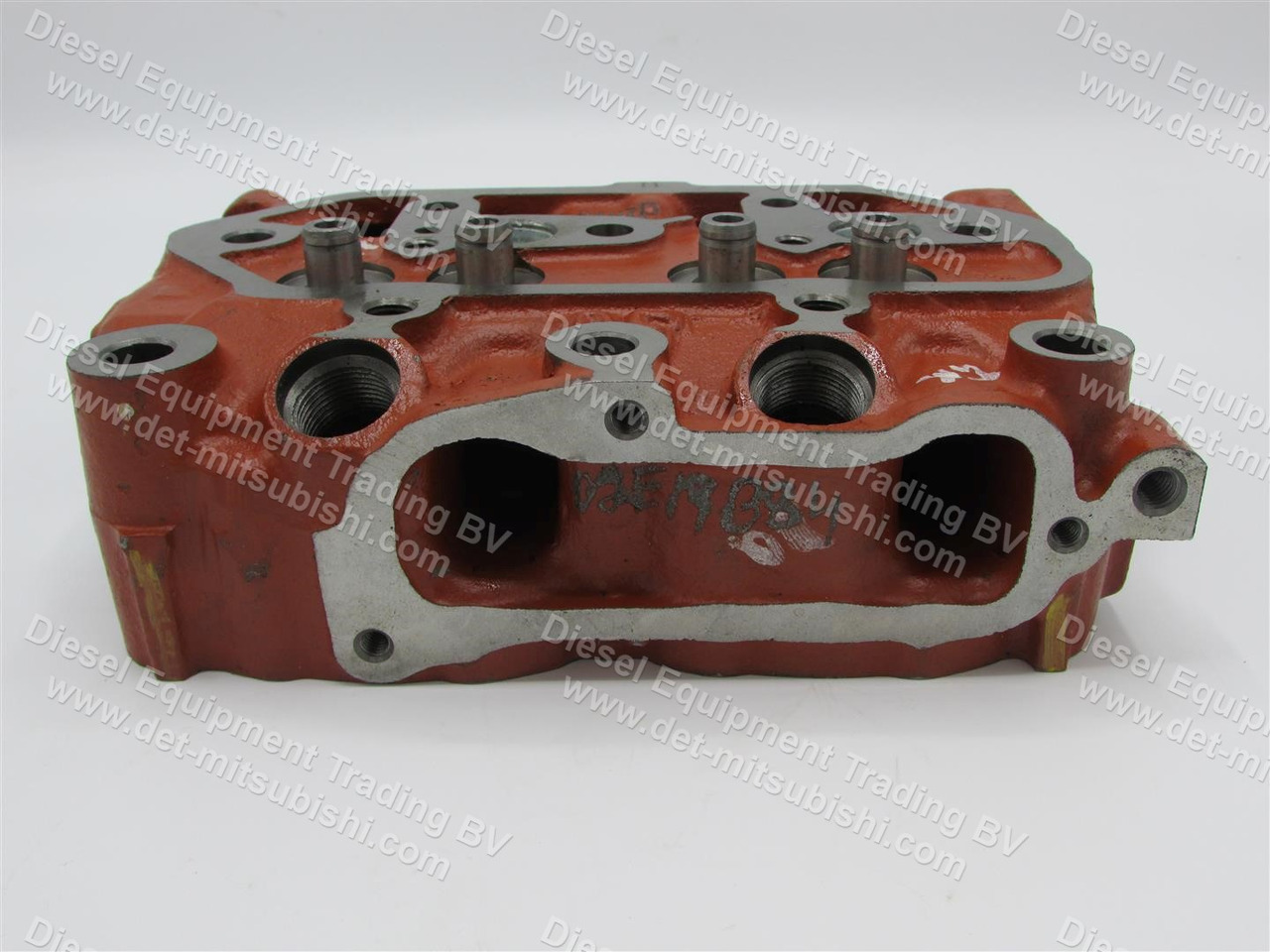 MITSUBISHI HEAD ASM; CYLINDER L2E (W/O VALVES) - Головка блока для Промышленного оборудования: фото 2 MITSUBISHI HEAD ASM; CYLINDER L2E (W/O VALVES) - Головка блока для Промышленного оборудования: фото 2