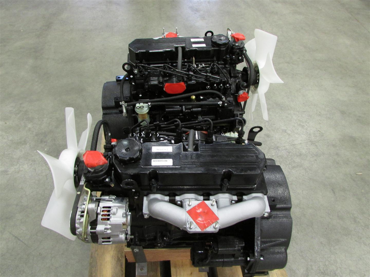 Mitsubishi NEW Engine S4L2-Z562SD / S4L2-61SD - Двигатель для Другой техники: фото 1 Mitsubishi NEW Engine S4L2-Z562SD / S4L2-61SD - Двигатель для Другой техники: фото 1