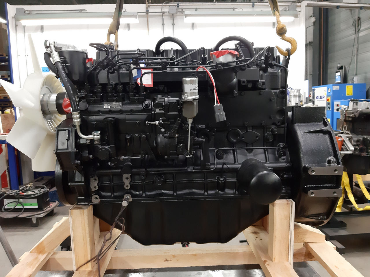 Mitsubishi New engine S6S 70Kw @ 2500 rpm - Двигатель для Экскаваторов: фото 1 Mitsubishi New engine S6S 70Kw @ 2500 rpm - Двигатель для Экскаваторов: фото 1