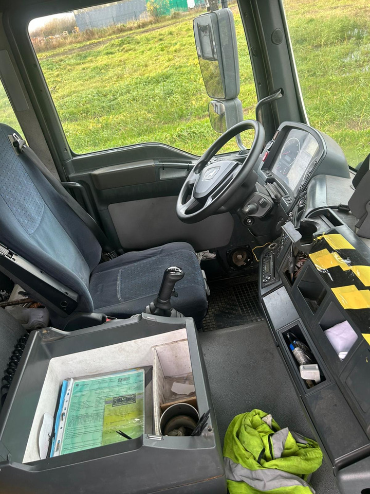 MAN TGA 26.310 - Тентованный грузовик: фото 4 MAN TGA 26.310 - Тентованный грузовик: фото 4