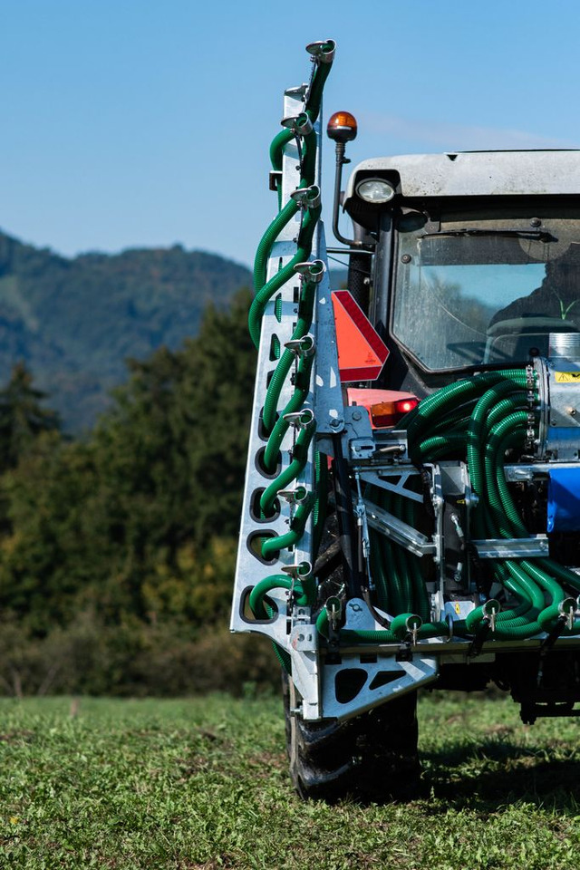 BeTEC Gülleinjektor / Slurry injector / Injecteur / Aplikator - Адаптер для внутрипочвенного внесения удобрений: фото 2 BeTEC Gülleinjektor / Slurry injector / Injecteur / Aplikator - Адаптер для внутрипочвенного внесения удобрений: фото 2
