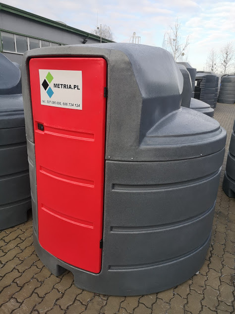 DC Dieseltank / Double-walled fuel tank for diesel fuel / Cuve à gasoil / Sebatoio gasolio / Бак для дизельного топлива / Zbiornik 2500 l - Резервуар для хранения: фото 2 DC Dieseltank / Double-walled fuel tank for diesel fuel / Cuve à gasoil / Sebatoio gasolio / Бак для дизельного топлива / Zbiornik 2500 l - Резервуар для хранения: фото 2