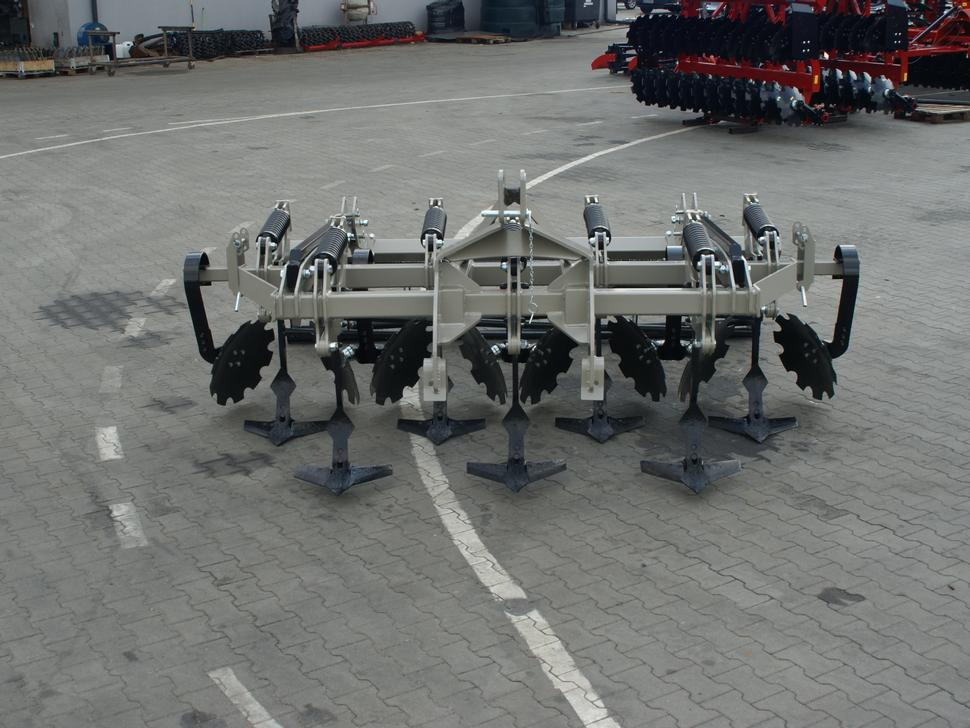 ROLEX Flügelschargrubber / Stubble cultivator / Dechaumeur à dents / Aratri stoppiatori / Стерневой культиватор / Agregat podorywkowy 3 m - Культиватор: фото 5 ROLEX Flügelschargrubber / Stubble cultivator / Dechaumeur à dents / Aratri stoppiatori / Стерневой культиватор / Agregat podorywkowy 3 m - Культиватор: фото 5