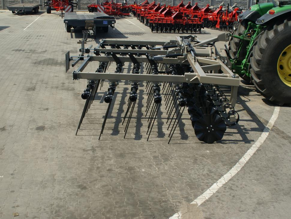 ROLEX Mulchegge / Mulch harrow / Herse de déchaumage / Erpice pacciamante / Борона для мульчирования / Brona mulczowa 7,5 m - Борона пружинная: фото 4 ROLEX Mulchegge / Mulch harrow / Herse de déchaumage / Erpice pacciamante / Борона для мульчирования / Brona mulczowa 7,5 m - Борона пружинная: фото 4