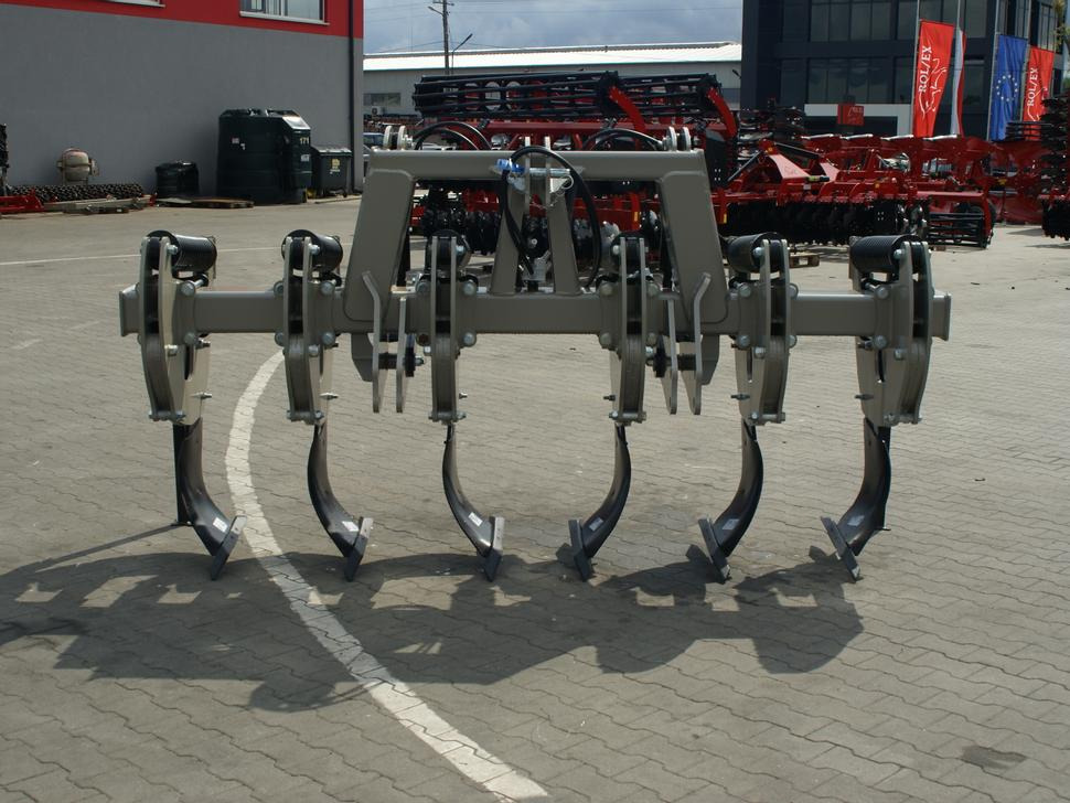 ROLEX Tiefenlockerer / Subsoiler / Décompacteur / Dissodatori / Subsolador / Глубокорыхлитель / Głębosz 3 m - Глубокорыхлитель: фото 5 ROLEX Tiefenlockerer / Subsoiler / Décompacteur / Dissodatori / Subsolador / Глубокорыхлитель / Głębosz 3 m - Глубокорыхлитель: фото 5