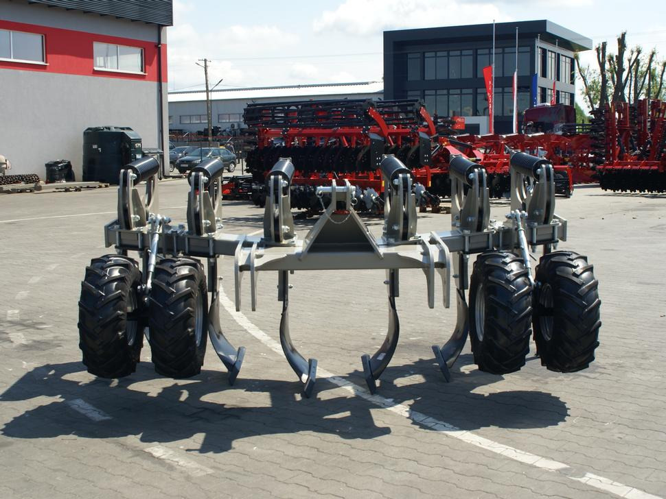 ROLEX Tiefenlockerer / Subsoiler / Décompacteur / Dissodatori / Subsolador / Глубокорыхлитель / Głębosz typ V 3 m - Глубокорыхлитель: фото 4 ROLEX Tiefenlockerer / Subsoiler / Décompacteur / Dissodatori / Subsolador / Глубокорыхлитель / Głębosz typ V 3 m - Глубокорыхлитель: фото 4