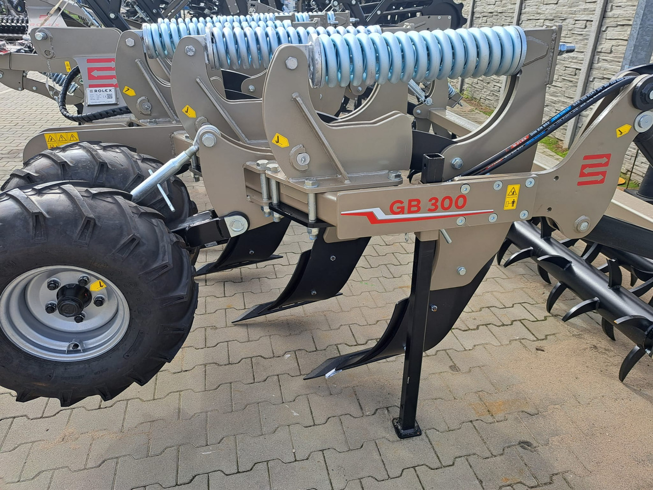 ROLEX Tiefenlockerer / Subsoiler / Décompacteur / Subsolador / Dissodatori / Глубокорыхлитель тип V / Głębosz typ V 3 m - Глубокорыхлитель: фото 5 ROLEX Tiefenlockerer / Subsoiler / Décompacteur / Subsolador / Dissodatori / Глубокорыхлитель тип V / Głębosz typ V 3 m - Глубокорыхлитель: фото 5