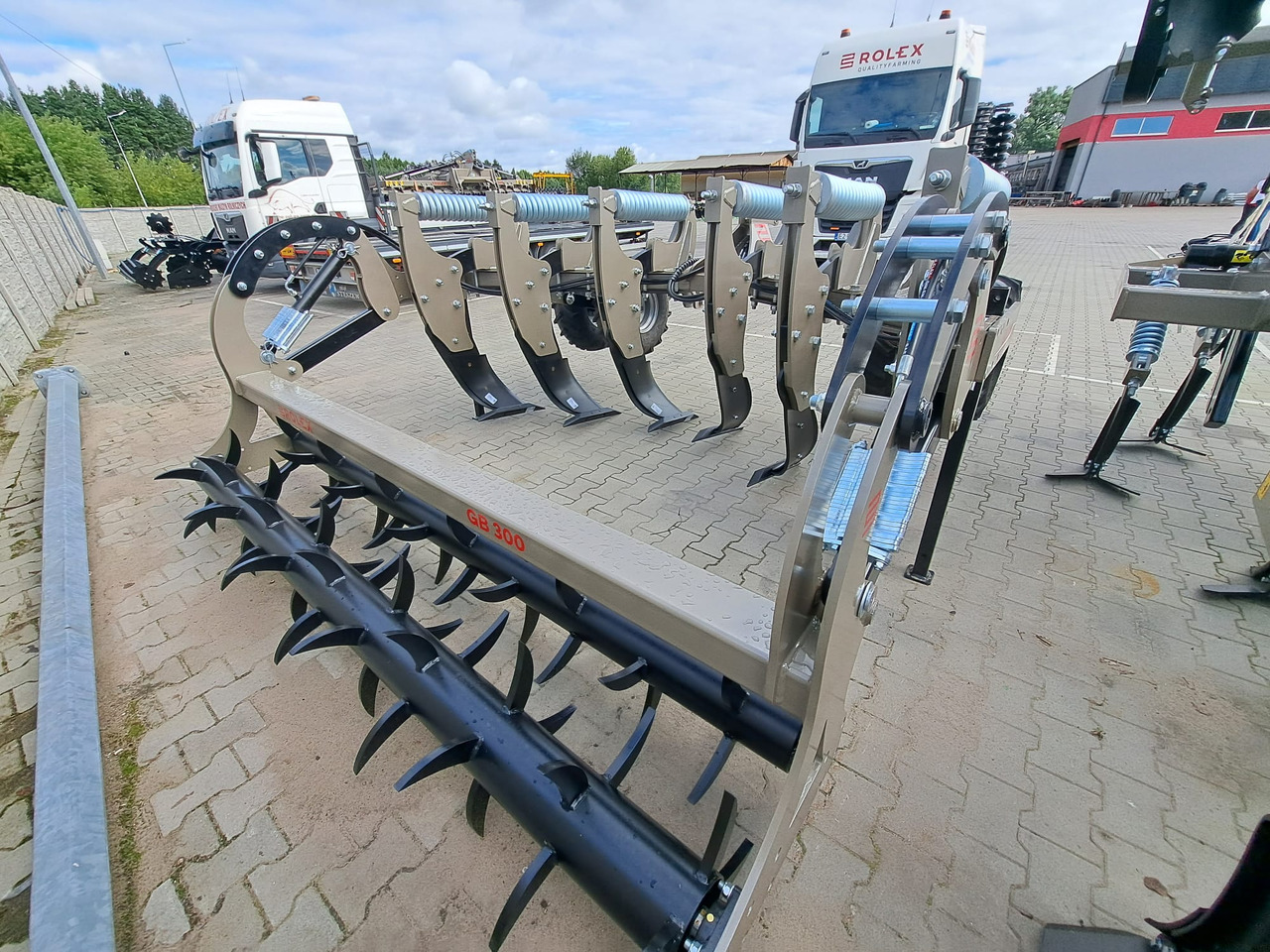 ROLEX Tiefenlockerer / Subsoiler / Décompacteur / Subsolador / Dissodatori / Глубокорыхлитель тип V / Głębosz typ V 3 m - Глубокорыхлитель: фото 2 ROLEX Tiefenlockerer / Subsoiler / Décompacteur / Subsolador / Dissodatori / Глубокорыхлитель тип V / Głębosz typ V 3 m - Глубокорыхлитель: фото 2