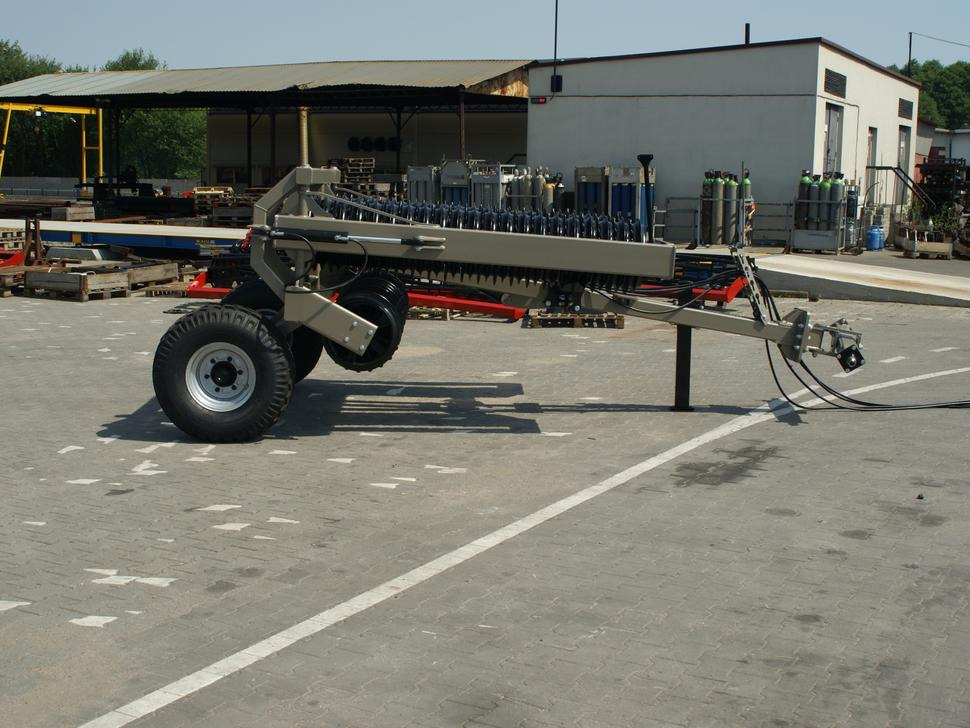 Rolex Ackerwalze / Sowing roller / Rouleau Cambridge / Attrezzi per rullatura / Rodillo / Посевной каток / Wał posiewny 6,3 m - Полевой каток: фото 3 Rolex Ackerwalze / Sowing roller / Rouleau Cambridge / Attrezzi per rullatura / Rodillo / Посевной каток / Wał posiewny 6,3 m - Полевой каток: фото 3