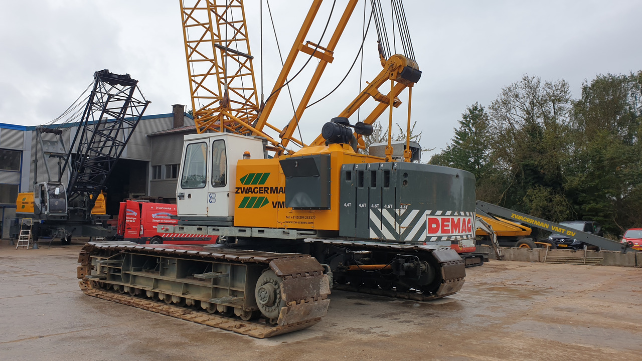 Demag CC-300 - Гусеничный кран: фото 1 Demag CC-300 - Гусеничный кран: фото 1