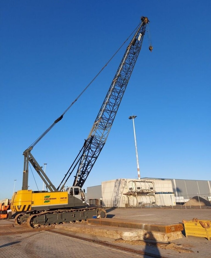 Sumitomo SC 1000 PAX S2 - Гусеничный кран: фото 3 Sumitomo SC 1000 PAX S2 - Гусеничный кран: фото 3