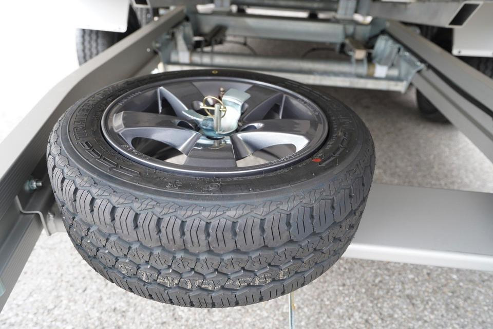 Прицеп-автовоз Fitzel EURO-TRANS 35-21/48 X PROFI-ED. // Handseilwinde: фото 7