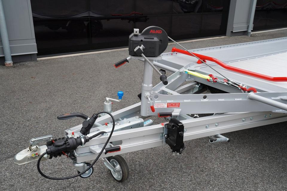 Transvestit porno onlayn tomosha qiling Ogziga pissing bekasi