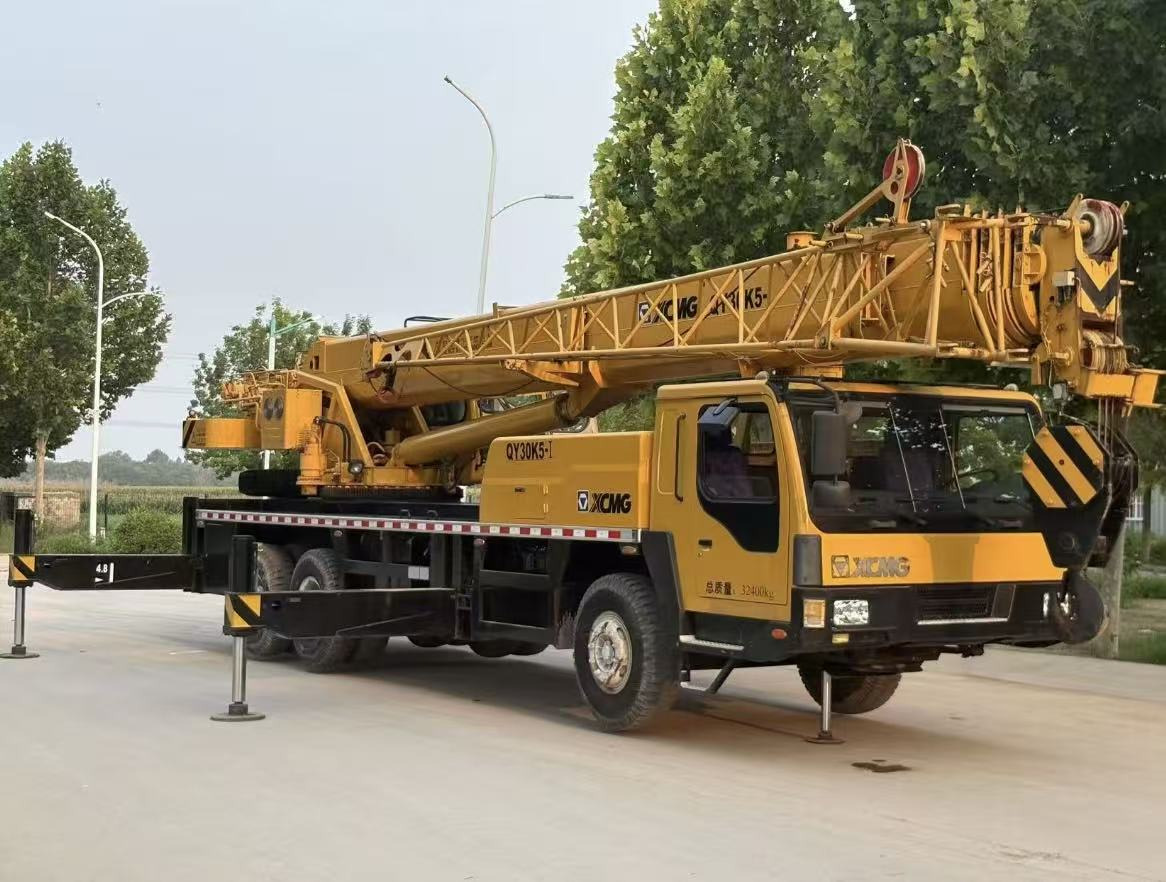 XCMG XCT30L5 - Мобильный кран: фото 2 XCMG XCT30L5 - Мобильный кран: фото 2