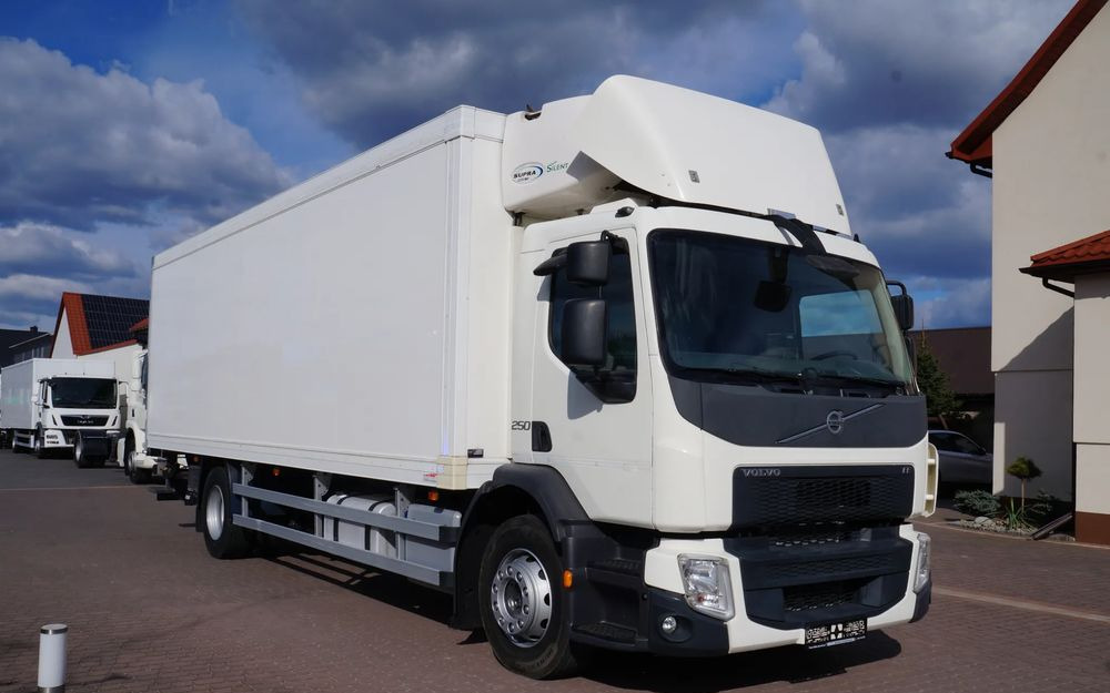 Volvo FE 18.250 Euro 6 18 TON CHŁODNIA KONTENER 19 PALET NISKI PRZEBIEG - Рефрижератор: фото 1 Volvo FE 18.250 Euro 6 18 TON CHŁODNIA KONTENER 19 PALET NISKI PRZEBIEG - Рефрижератор: фото 1