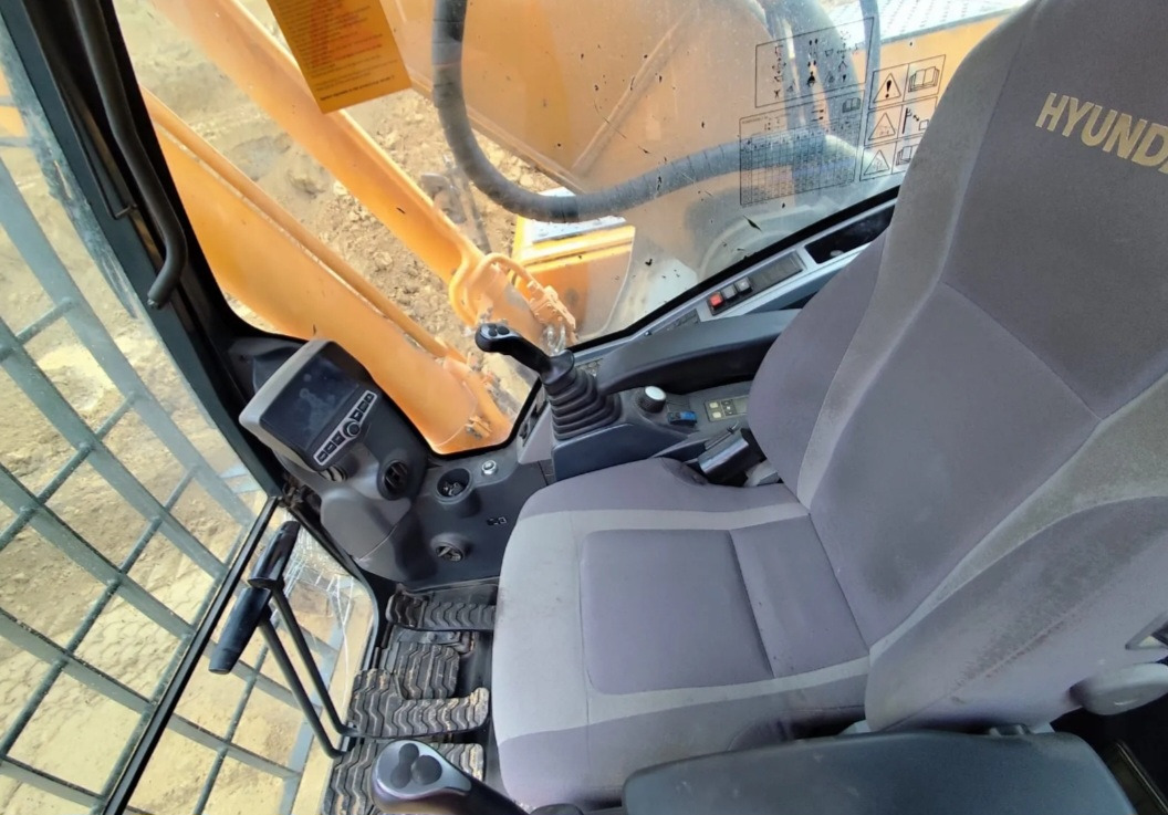 HYUNDAI NLC 300 - Гусеничный экскаватор: фото 3 HYUNDAI NLC 300 - Гусеничный экскаватор: фото 3