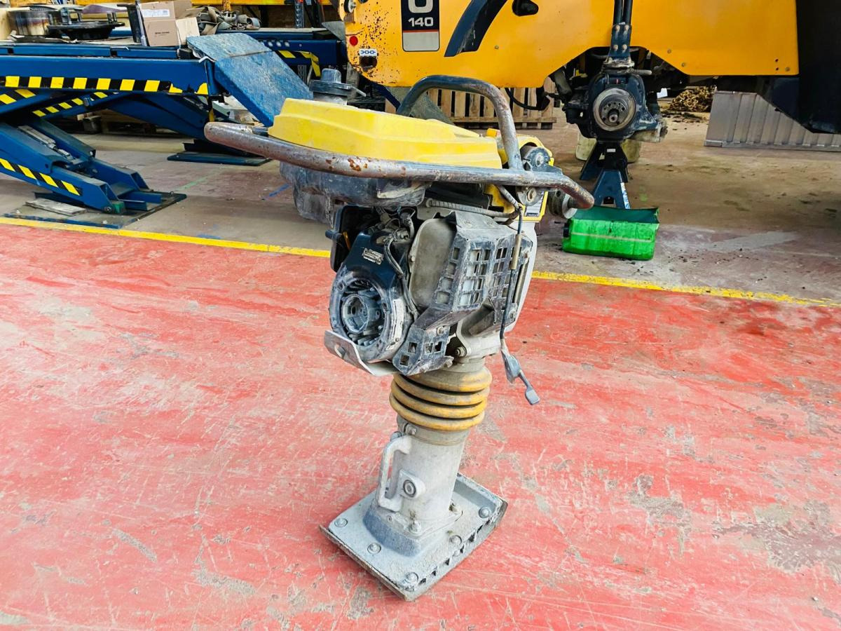 BOMAG Pilonneuse BT65/4 - Трамбовка: фото 5 BOMAG Pilonneuse BT65/4 - Трамбовка: фото 5