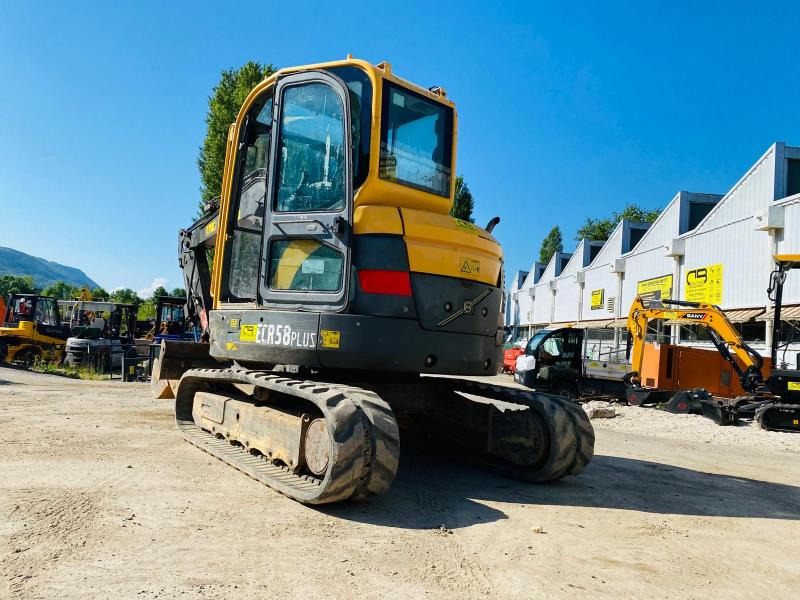 VOLVO ECR58 MINI PELLE 6.4T - Мини-экскаватор: фото 4 VOLVO ECR58 MINI PELLE 6.4T - Мини-экскаватор: фото 4