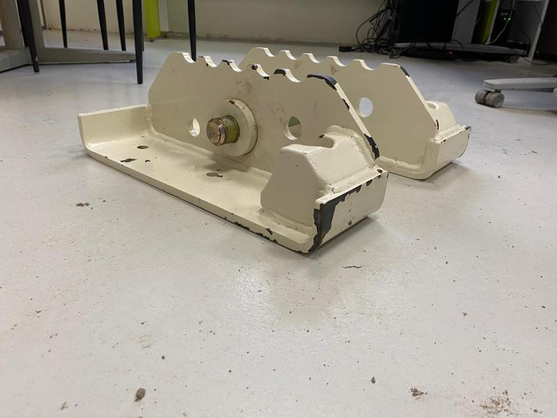 Pied de stabilisateur NEUF Pour TEREX TLB 830 à 990 et Benford - Запчасти для Экскаваторов-погрузчиков: фото 4 Pied de stabilisateur NEUF Pour TEREX TLB 830 à 990 et Benford - Запчасти для Экскаваторов-погрузчиков: фото 4