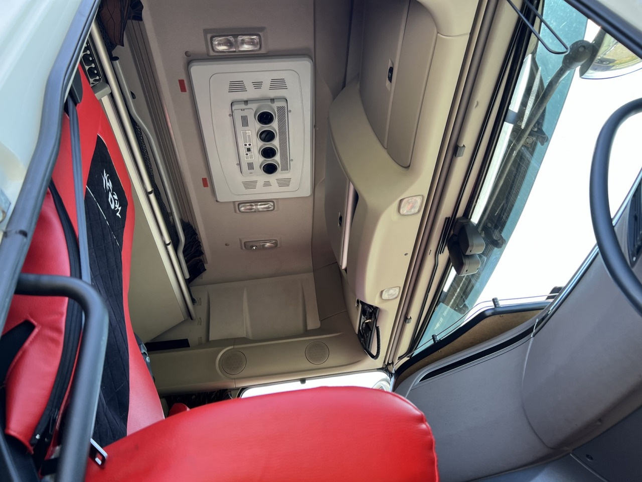 Тягач DAF XF 530 FT: фото 45