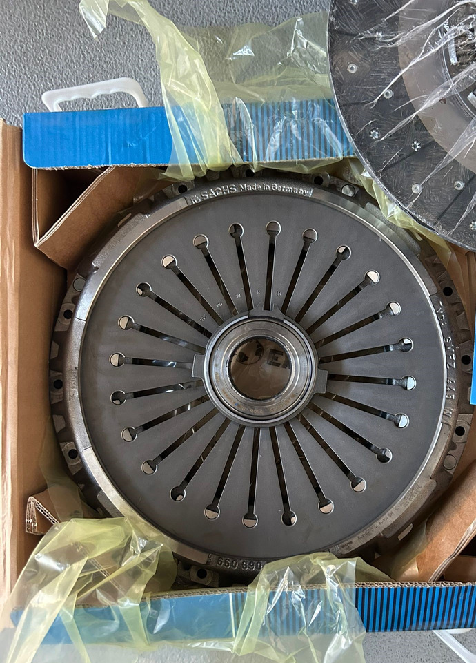 SACHS MANKAT 1-CLUTCH SET (DISC+PLATE+BEARING) - Сцепление и запчасти для Грузовиков: фото 1 SACHS MANKAT 1-CLUTCH SET (DISC+PLATE+BEARING) - Сцепление и запчасти для Грузовиков: фото 1