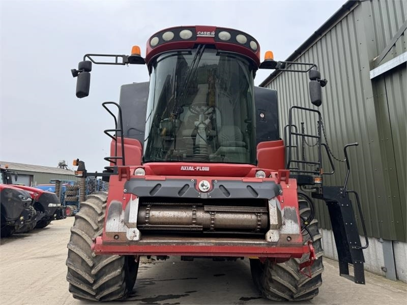 Case Axial Flow AFX 8010 c/w 30ft Header - Навесное оборудование для комбайна: фото 5 Case Axial Flow AFX 8010 c/w 30ft Header - Навесное оборудование для комбайна: фото 5