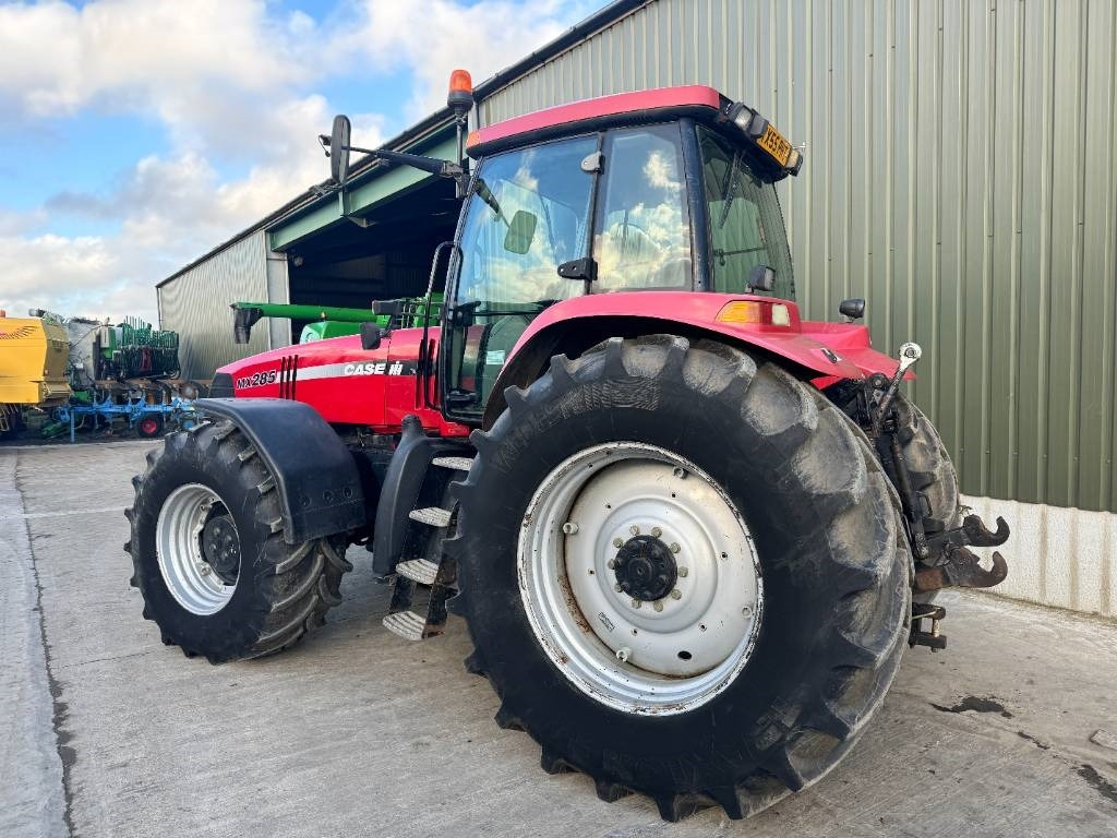 Case IH MX 285 - Трактор: фото 3 Case IH MX 285 - Трактор: фото 3