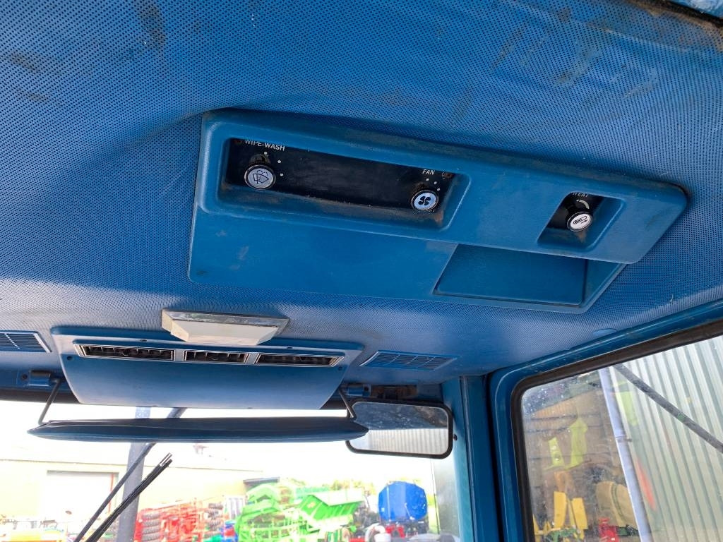 Трактор Ford 6600: фото 9