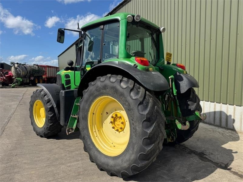 John Deere 6930 Premium  - Трактор: фото 2 John Deere 6930 Premium  - Трактор: фото 2