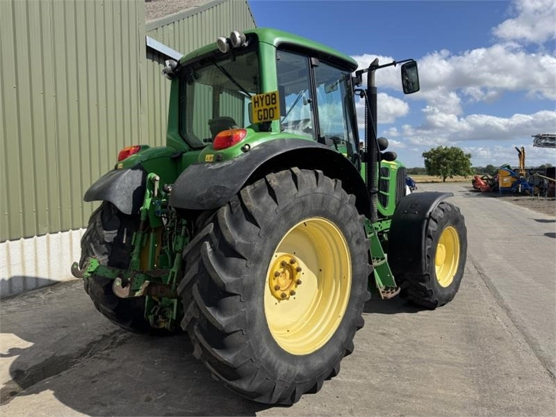 John Deere 6930 Premium  - Трактор: фото 4 John Deere 6930 Premium  - Трактор: фото 4