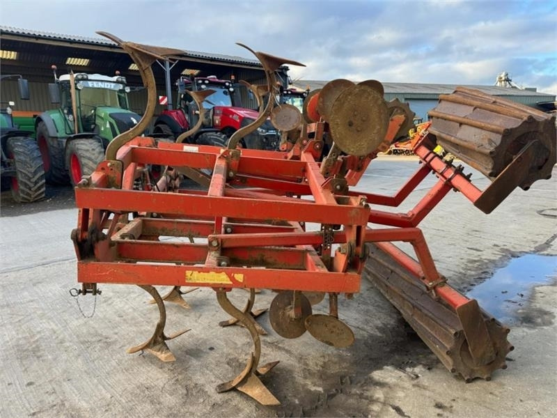 Knoche Knoche 4.5m Folding Cultivator - Почвофреза: фото 4 Knoche Knoche 4.5m Folding Cultivator - Почвофреза: фото 4