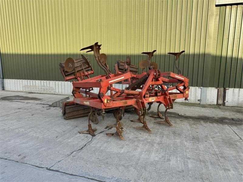 Knoche Knoche 4.5m Folding Cultivator - Почвофреза: фото 1 Knoche Knoche 4.5m Folding Cultivator - Почвофреза: фото 1