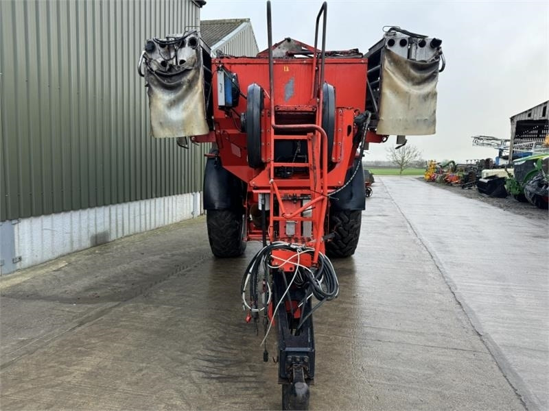 Kuhn Kuhn AGT 6036 Boom Fert Spreader - Разбрасыватель удобрений: фото 5 Kuhn Kuhn AGT 6036 Boom Fert Spreader - Разбрасыватель удобрений: фото 5