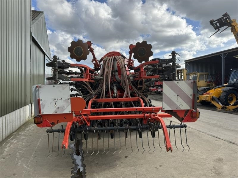 Kuhn Kuhn Speedliner 4000 Seed Drill - Посевной комплекс: фото 3 Kuhn Kuhn Speedliner 4000 Seed Drill - Посевной комплекс: фото 3