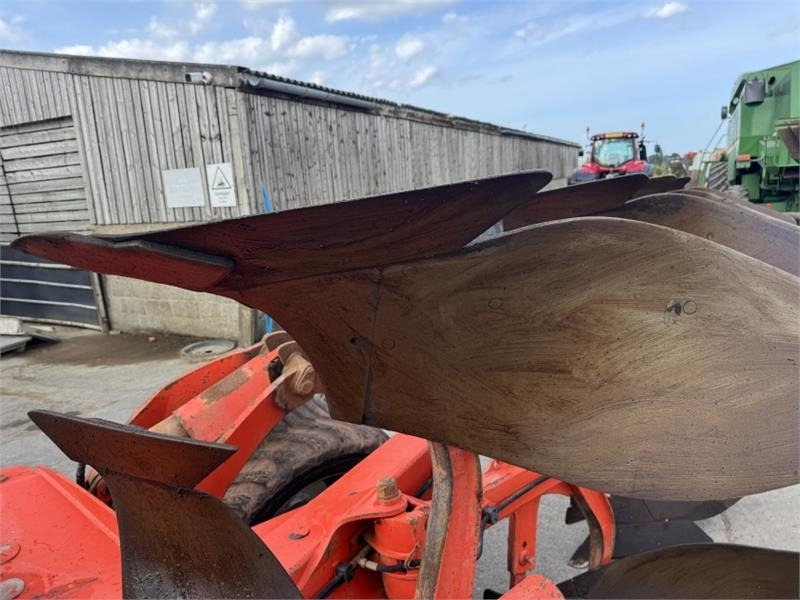 Kuhn Kuhn VT1180M6H 5+1 Semi Mounted Plough  в лизинг Kuhn Kuhn VT1180M6H 5+1 Semi Mounted Plough: фото 16