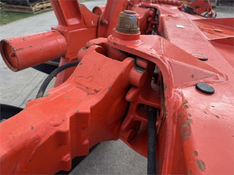 Kuhn Kuhn VT1180M6H 5+1 Semi Mounted Plough  в лизинг Kuhn Kuhn VT1180M6H 5+1 Semi Mounted Plough: фото 12