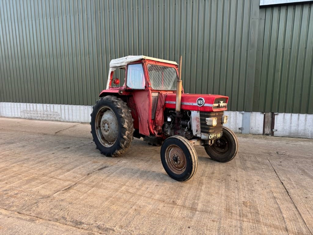 Massey Ferguson 165 - Трактор: фото 1 Massey Ferguson 165 - Трактор: фото 1