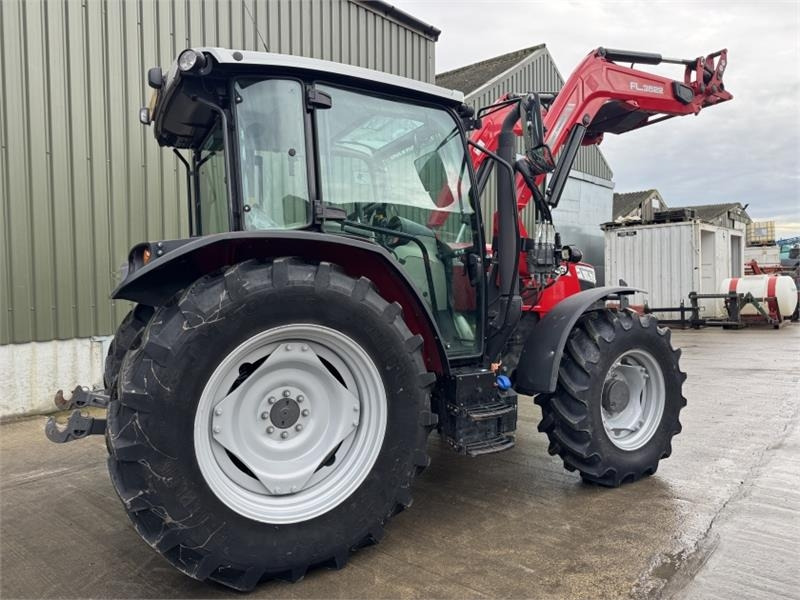 Massey Ferguson 4710 c/w FL.3522 Loader **Low Hours** - Трактор: фото 4 Massey Ferguson 4710 c/w FL.3522 Loader **Low Hours** - Трактор: фото 4