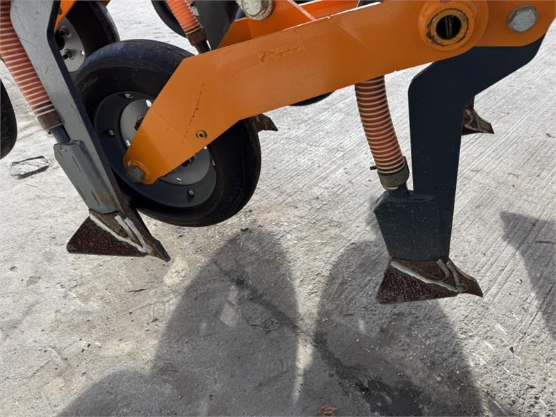 Посевной комплекс Mzuri Pro Till 4T Seed Drill: фото 7