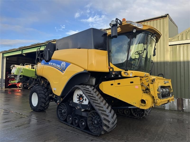 New Holland CR9070 c/w 30ft Varifeed Header - Навесное оборудование для комбайна: фото 3 New Holland CR9070 c/w 30ft Varifeed Header - Навесное оборудование для комбайна: фото 3