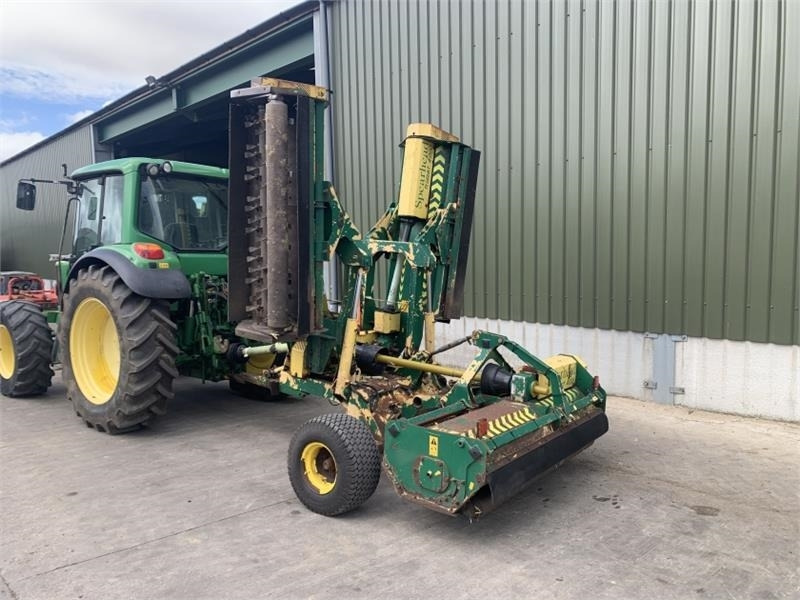 Spearhead Trident 4000 4M Folding Flail Mower - Косилка: фото 4 Spearhead Trident 4000 4M Folding Flail Mower - Косилка: фото 4