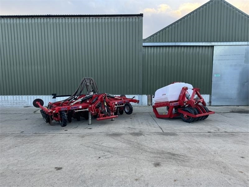 Sumo DD4 Seed Drill c/w Front Tank - Посевной комплекс: фото 1 Sumo DD4 Seed Drill c/w Front Tank - Посевной комплекс: фото 1