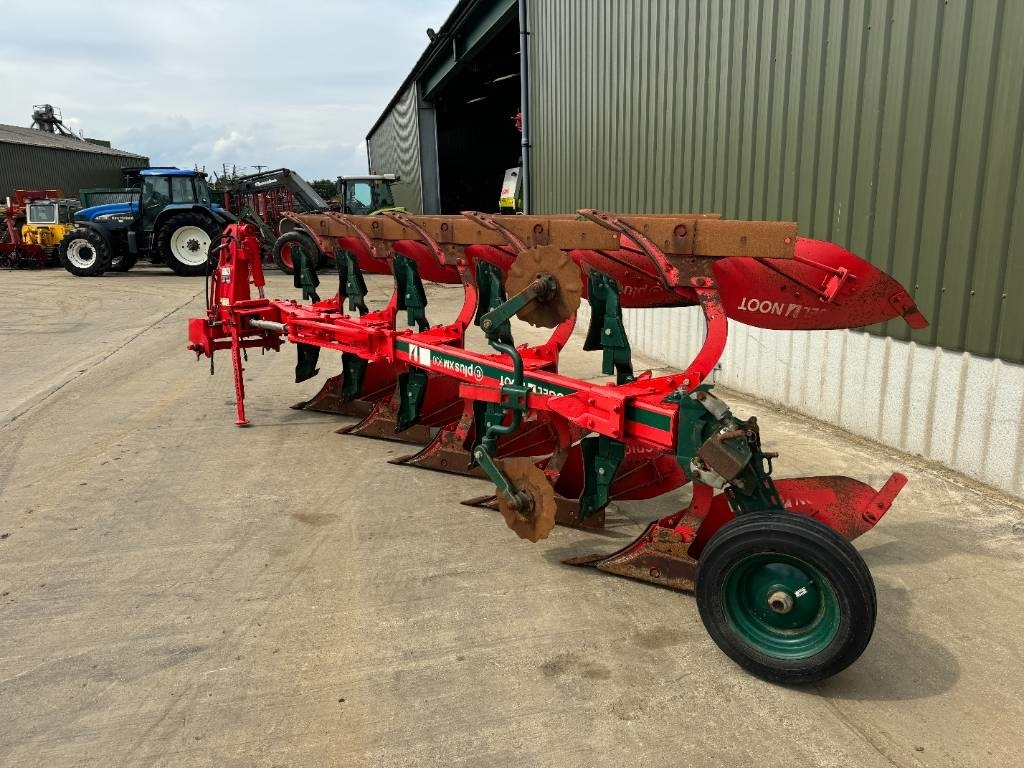 Vogel & Noot Plus Xm 900 5 Furrow Plough - Плуг: фото 3 Vogel & Noot Plus Xm 900 5 Furrow Plough - Плуг: фото 3